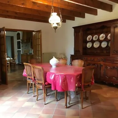 Le Des Francs Bourgeois Дом отдыха Givry-en-Argonne