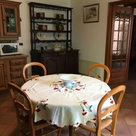 Le Des Francs Bourgeois Givry-en-Argonne