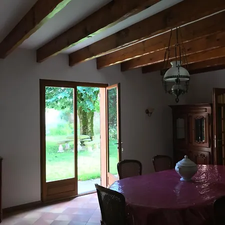 Le Des Francs Bourgeois Givry-en-Argonne