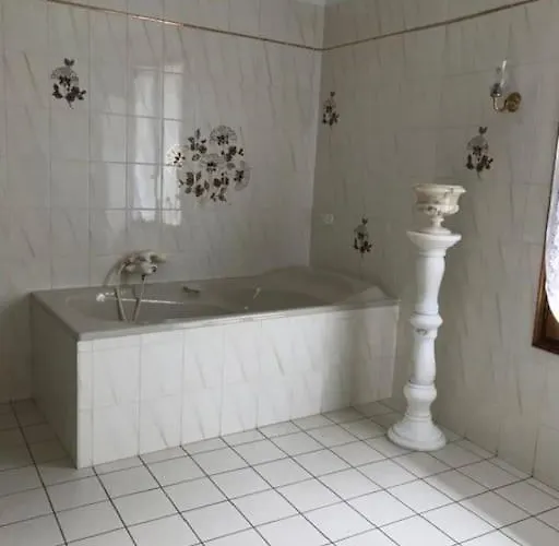 Le Des Francs Bourgeois בית נופש Givry-en-Argonne